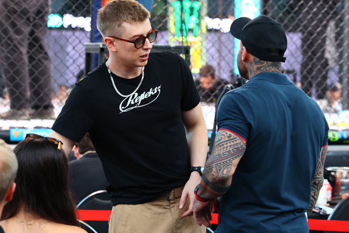 FOTO: Adam Mišík se přišel podívat na Oktagon. – stránka 8