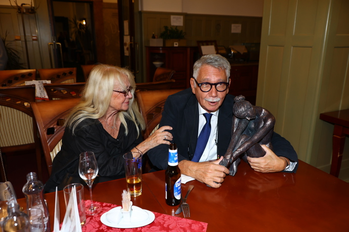 FOTO: Zábava po konci Muže roku. – stránka 85