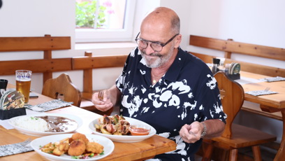FOTO: Šéf nebyl z prvního jídla nadšený.