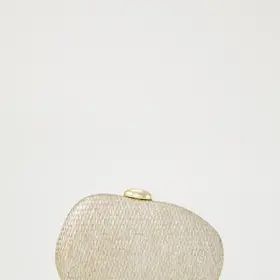 Skořepinové psaníčko v bílozlaté variantě. Parfois, 800 Kč