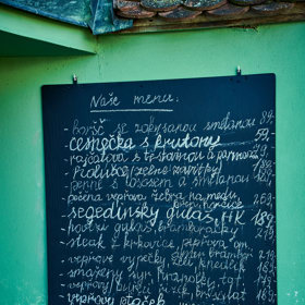 Starosuchdolská restaurace potěší všechny, kdo mají rádi českou kuchyni.