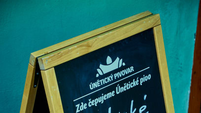 FOTO: Starosuchdolská restaurace má v nabídce i pivo.