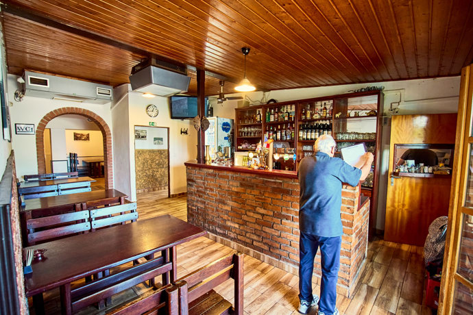 FOTO: Interiér Starosuchdolské restaurace. – stránka 56