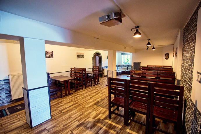 FOTO: Starosuchdolská restaurace se nachází nedaleko Prahy. – stránka 55