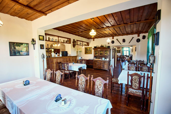 FOTO: Restaurace a penzion Na Čertovce. – stránka 27