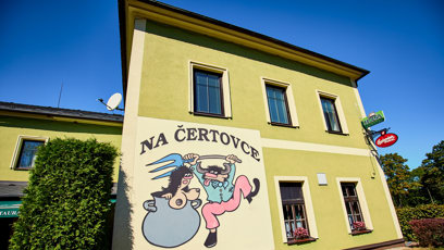 FOTO: Restaurace a penzion Na Čertovce.