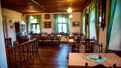 FOTO: Restaurace Na Čertovce má nové podlahy.
