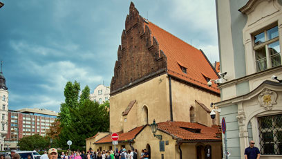 FOTO: Staronová synagoga je jednou z ústřední lokací v nové knize Dana Browna.