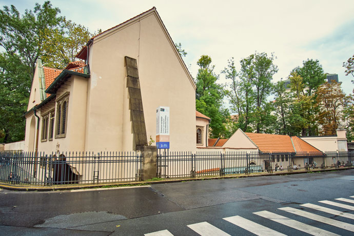 FOTO: Vchod do starého židovského hřbitova. – stránka 38