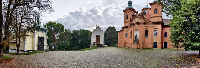 FOTO: Kostel sv. Vavřince, Zrcadlové bludiště a kaple Kalvárie na Petříně. – stránka 8