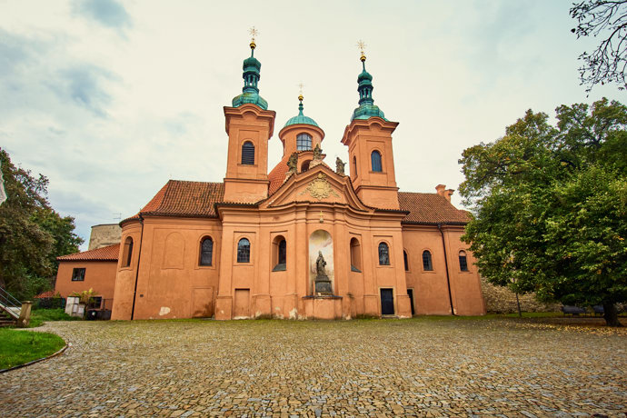 FOTO: Kostel sv. Vavřince na Petříně.