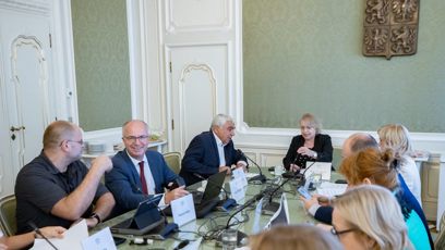 FOTO: senat