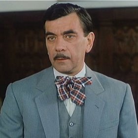 Petr Čepek ve svých rolích doslova mluvil očima (Dobrodružství kriminalistiky, Střela, 1989).