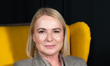 Extra host Jana Černochová foto 04