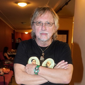 Po sametové revoluci zažil pád až na samotné dno.