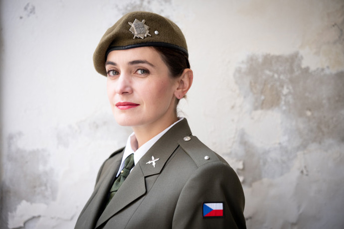 FOTO: Sarah Haváčová složila vojenskou přísahu.