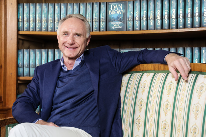 FOTO: Dan Brown je známý spisovatel. – stránka 5