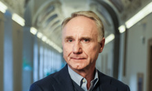 Dan Brown je americký spisovatel.