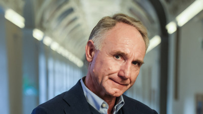 FOTO: Dan Brown v Praze.