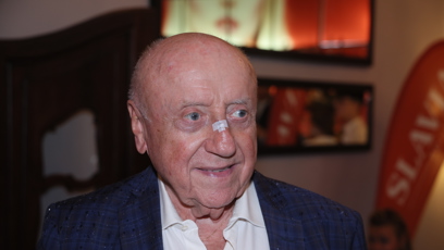 FOTO: Felix Slováček s náplastí na nose.