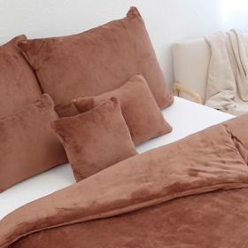 Povlečení mikroplyš Exclusive – Laura mocha mousse od MK Lůžkoviny. Cena se slevou: 599 Kč (Běžná cena: 749 Kč) 