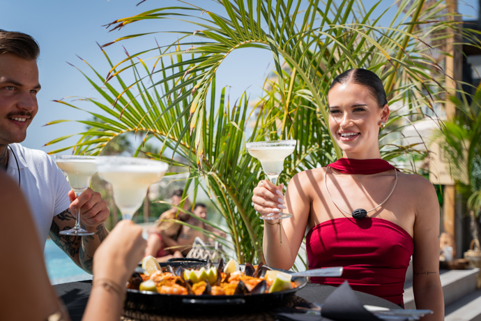 FOTO: Simi si na Love Islandu lásku nenašla. – stránka 94