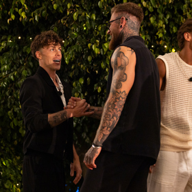Jakub Gášek musel z Love Islandu odejít.