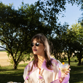 Západ a východ slunce, který probouzí emoce. Nové kolekce utěrek od Potten & Pannen – Staněk mění kuchyň v místo s uměleckým přesahem 