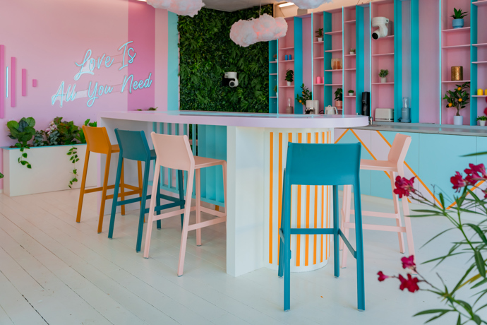 FOTO: Kuchyně pro srdíčka. – stránka 197