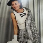 Módní návrhářka Beata Rajská se nám pochlubila třicet let starou fotografií, na které má klobouk z Mikulandské ulice. 