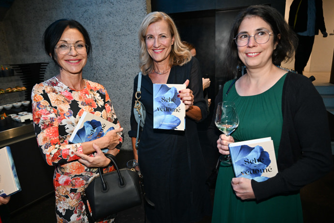 FOTO: Hosté se na křtu dobře bavili. – stránka 35