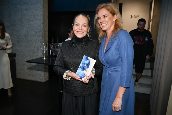 FOTO: Světlana Witowská a Dagmar Havlová. – stránka 29
