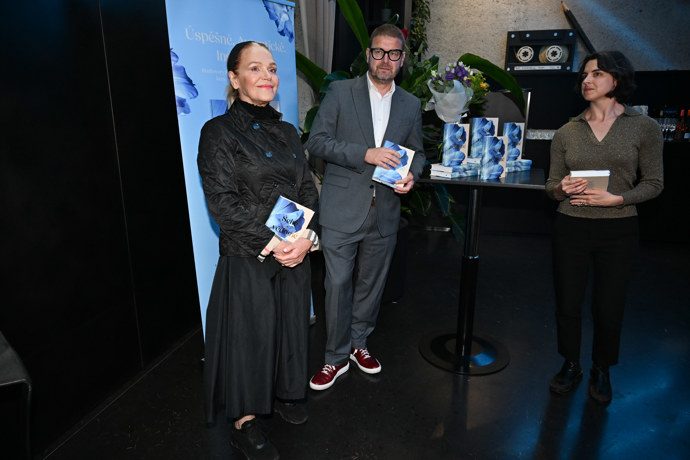 FOTO: Světlana Witowská vydala další knihu. – stránka 27