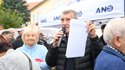 FOTO: Andrej Babiš na svém setkání s voliči.