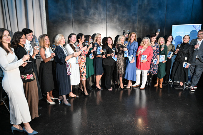 FOTO: Světlana Witowská vydala další knihu. – stránka 25