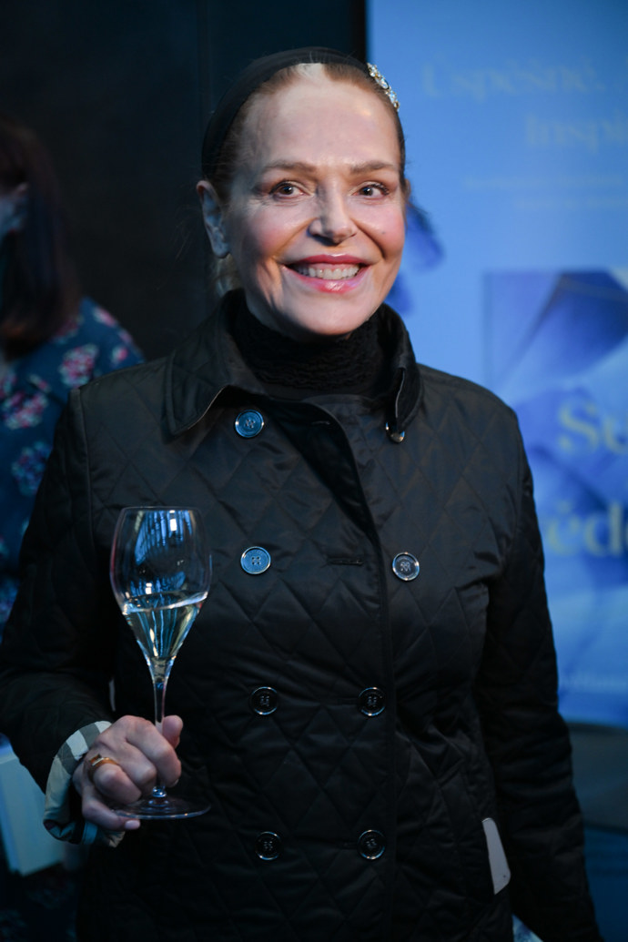 FOTO: Dagmar Havlová. – stránka 13