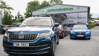 FOTO: Jan Solfronk si převzal auto.