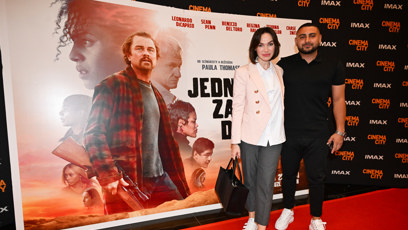 FOTO: Kamila Nývltová s partnerem na premiéře filmu Jedna bitva za druhou.