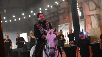 FOTO: Vojta Kotek v roli hradního pána.