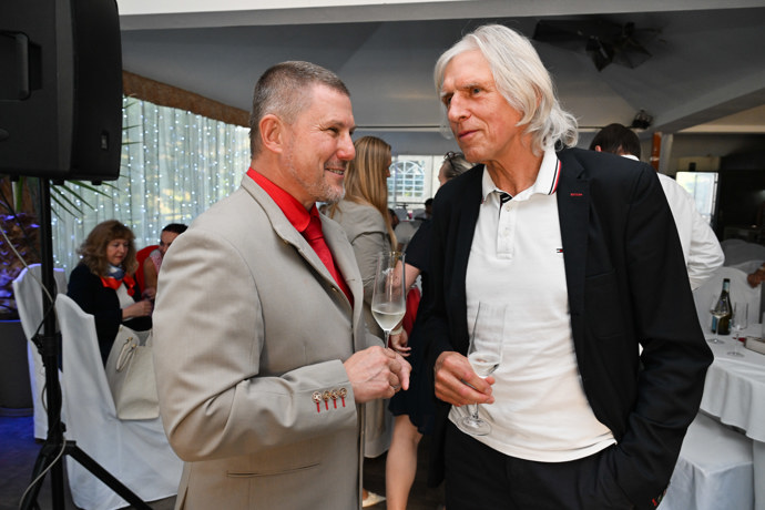 FOTO: Ivan Hubač ve společnosti. – stránka 28