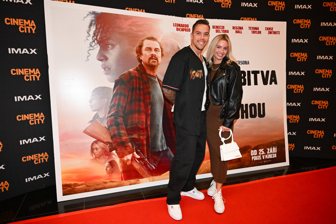 FOTO: Denisa Válová a Kryštof Novák na premiéře filmu Jedna bitva za druhou. – stránka 2