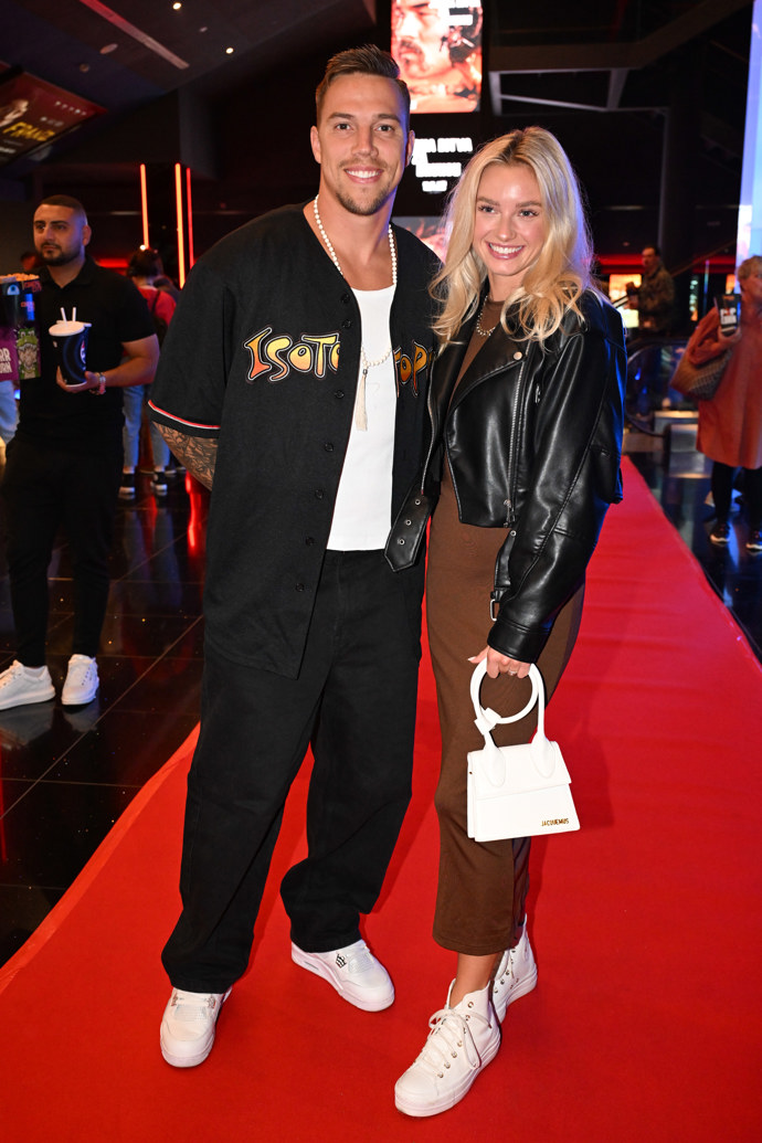 FOTO: Denisa Válová a Kryštof Novák na premiéře filmu Jedna bitva za druhou. – stránka 1
