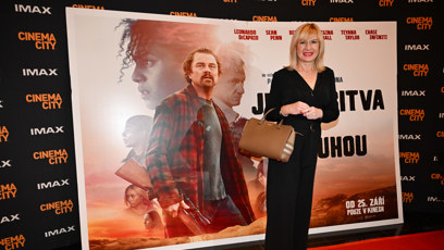 FOTO: Štěpánka Duchková na premiéře filmu Jedna bitva za druhou.