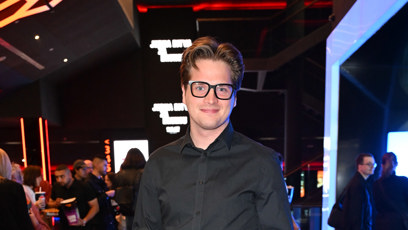 FOTO: Libor Šimůnek alias Bandita na premiéře filmu Jedna bitva za druhou.