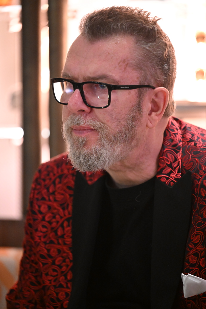 FOTO: Richard Müller se těší na vnoučata. – stránka 49