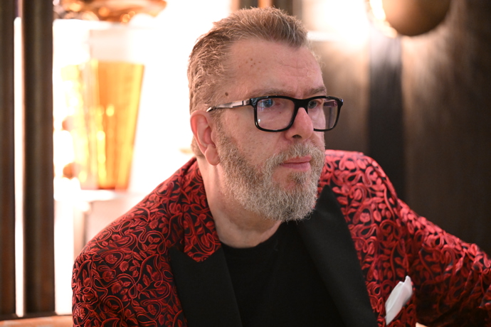 FOTO: Richard Müller se těší na budoucnost. – stránka 44