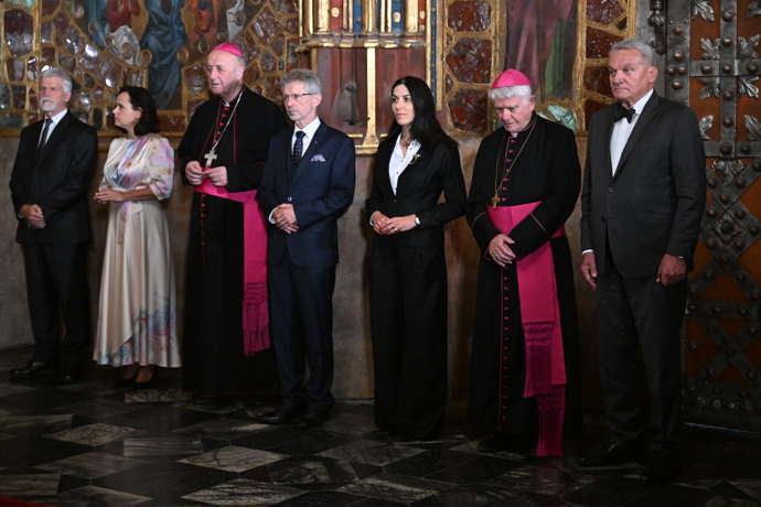 FOTO: Nejvyšší ústavní činitelé na Pražském hradě.