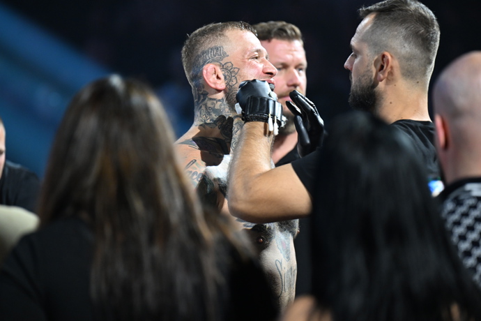 FOTO: Václav „Baba“ Jaga Mikulášek při nástupu. – stránka 6