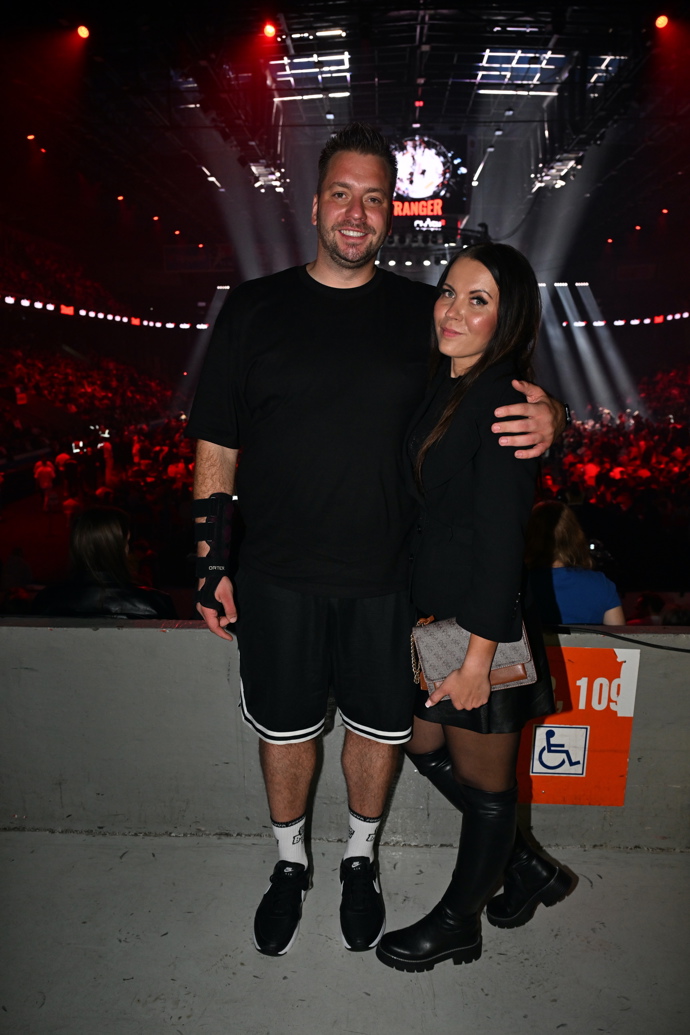 FOTO: Libor Kovačka s přítelkyní. – stránka 1