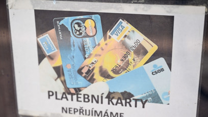 FOTO: V restauraci nelze platit kartou.